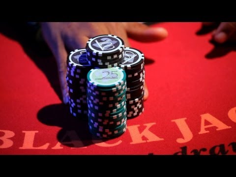 How to Bet in Blackjack | Gambling Tips